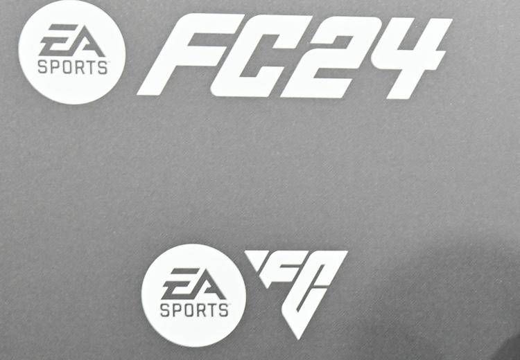 Il logo EA