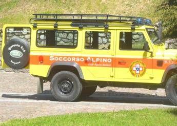Scivola in una grotta, morto uno speleologo nel Varesot
