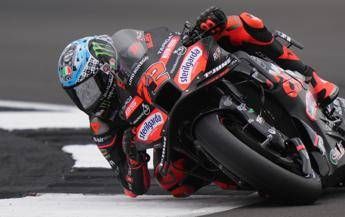Gp Silverstone, capolavoro Bezzecchi. Marc Marquez terzo, cade Bagna
