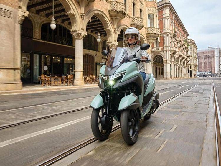 Yamaha Tricity 125 2025: lo scooter urbano a tre ruote che cambia le regole