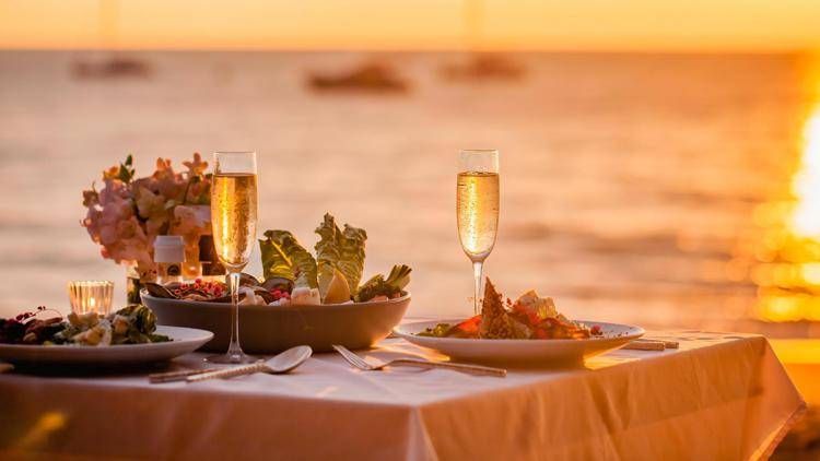 Regali per anniversario di matrimonio: quando il vero dono è il tempo da condividere