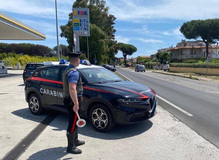 Roma, rapina a distributore ad Ardea: ucciso dipendente Roma, rapina a distributore ad Ardea: ucciso dipendente