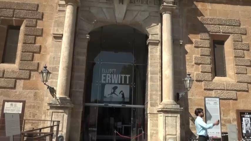 Sicilya'da ilk kez, Elliot Erwitt'in Federico II Vakfı'ndaki eserleri