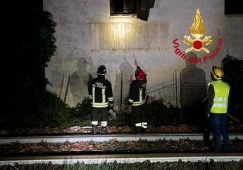 Empoli, esplosione in casa cantoniera nella notte: un feri