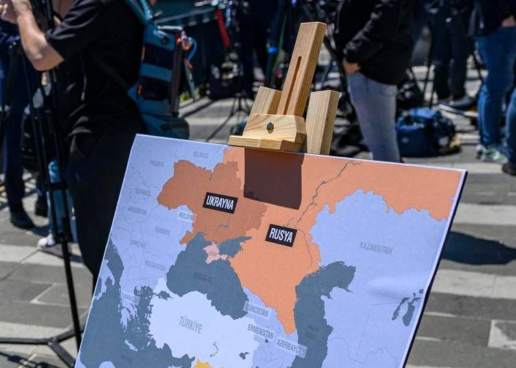 Grafica nel primo round di colloqui Russia-Ucraina a Istanbul - Afp