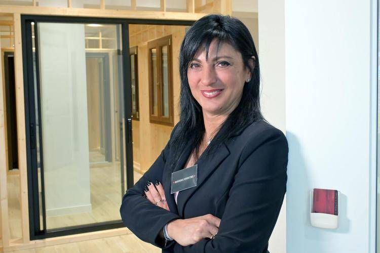 Modena Finestre-Nicoletta Valentini 
