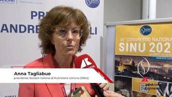 Nutrizione: Tagliabue (SINU), “Fondamentale sostenere i giovani ricercatori impegnati nello studio dell’alimentazione”