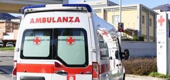 Catania, auto si schianta contro un muro: muore bimba di 15 me