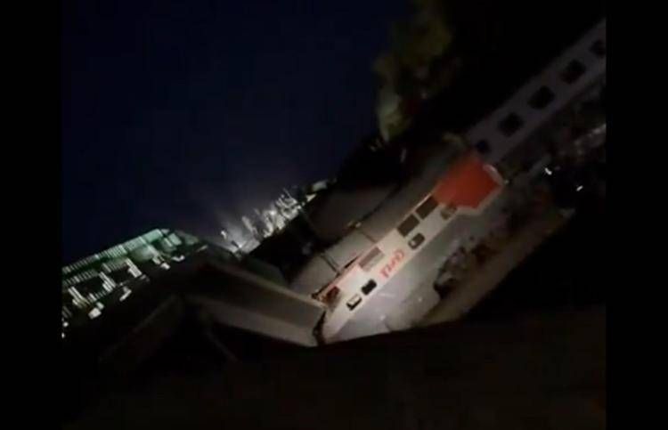 Russia, crollano due ponti ferroviari al confine con l'Ucraina: morti e feriti