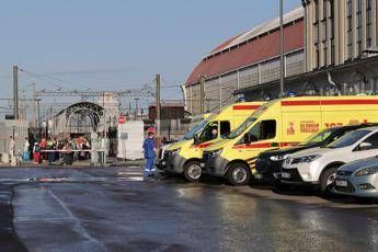 Russia, crollano due ponti ferroviari al confine con l'Ucraina: morti e feri