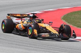 Gp Spagna, Piastri vince ancora. Leclerc, rimonta da pod