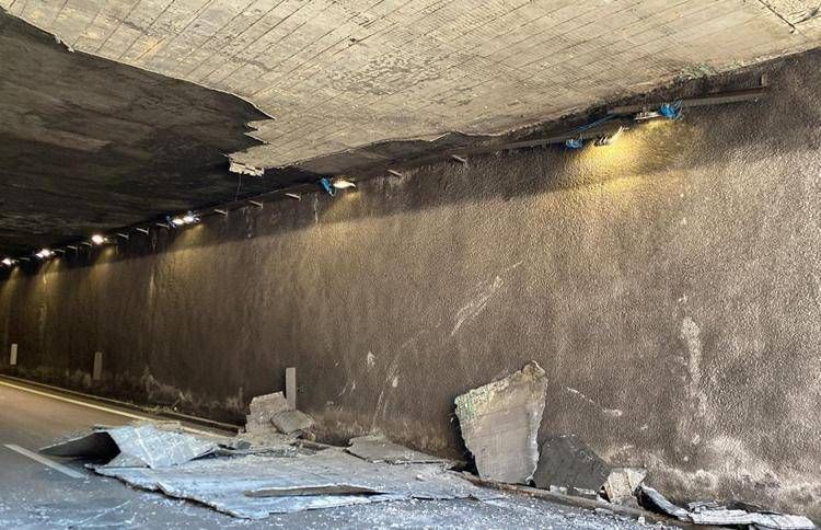 Chieti, crolla pezzo controsoffitto sottopasso Tricalle. Deputata Torto: "Potevo morire"