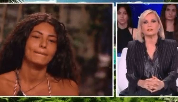 Jasmine Salvati e Simona Ventura - Isola dei Famosi