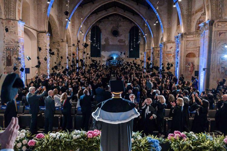 UniBg festeggia i suoi neolaureati, sabato 7 giugno il Graduation day