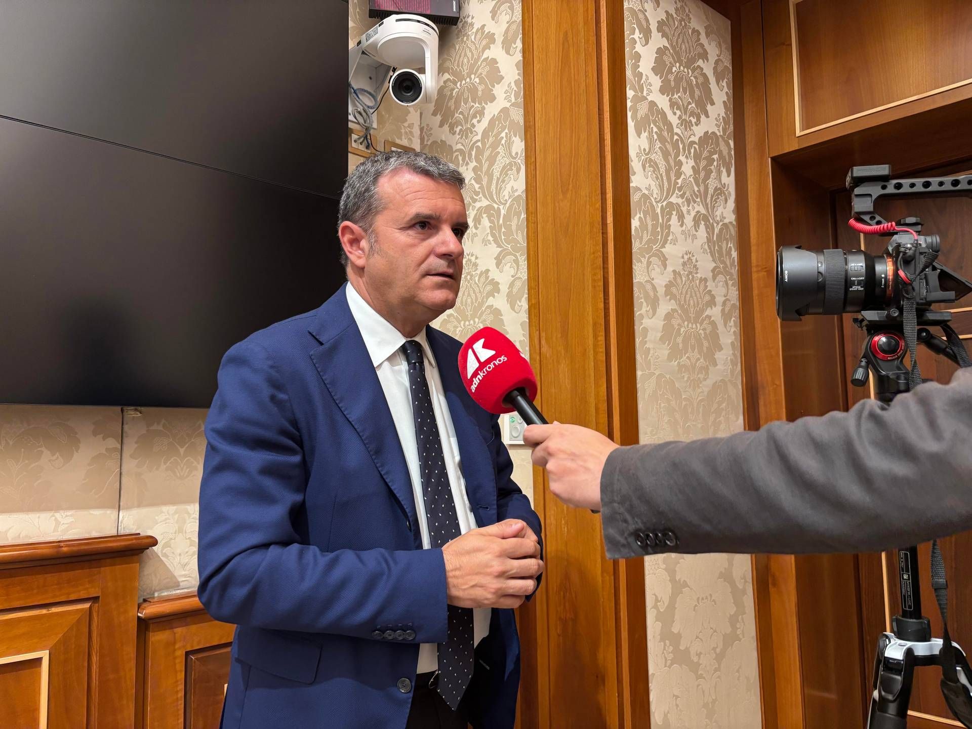 Sostenibilità, Centinaio (Lega): "Lavorare contro lo spreco alimentare"