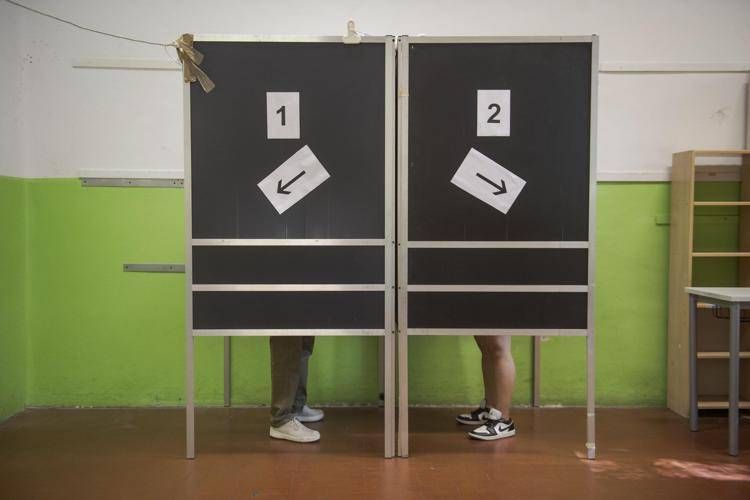 Referendum, urne aperte oggi fino alle 23: quesiti, orari e quorum
