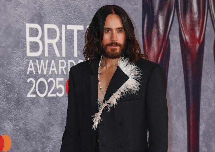 Nove donne accusano Jared Leto di abusi sessuali, lui nega: "Tutto falso"
