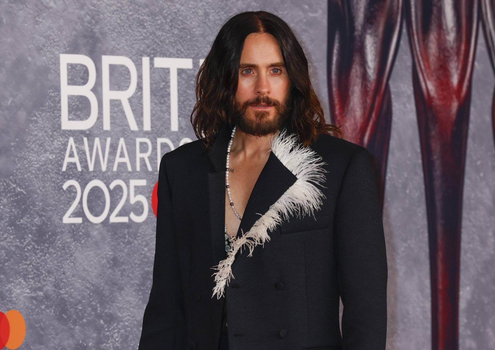 Nove donne accusano Jared Leto di abusi sessuali, lui nega: "Tutto falso"