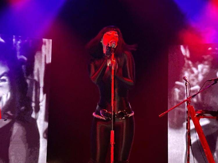 Kat Von D sul palco della Santeria Toscana a Milano  - (AdnKronos)