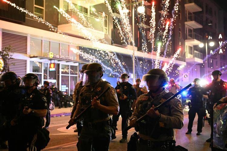 Guardia Nazionale a Los Angeles (Afp)