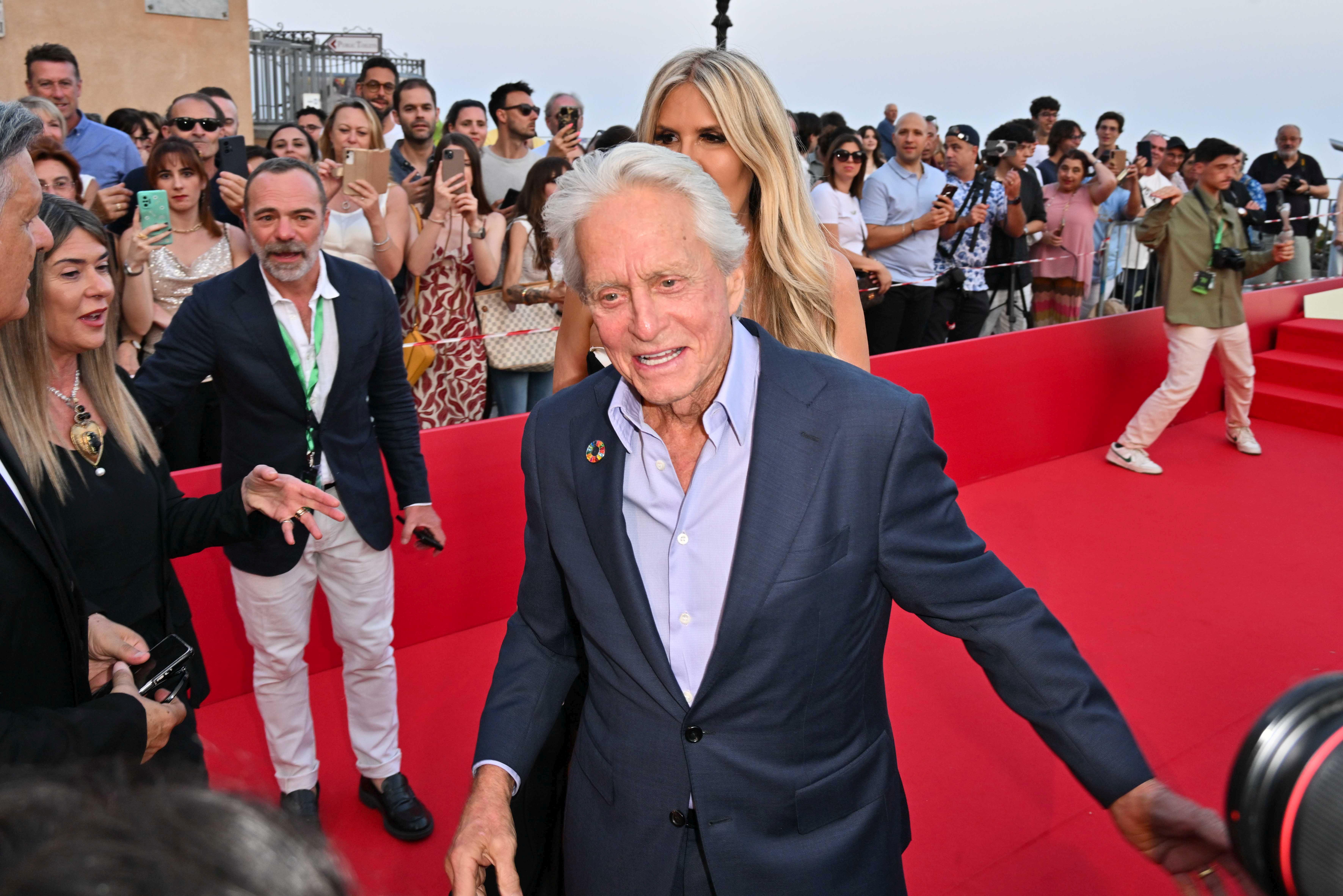 Michael Douglas'ın Trump için özür diliyor: aktörün sözleri