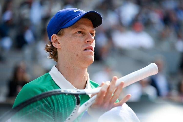 Sinner torna a Sesto Pusteria dopo il Roland Garros. Il sindaco: "La Panda, il gatto e..."