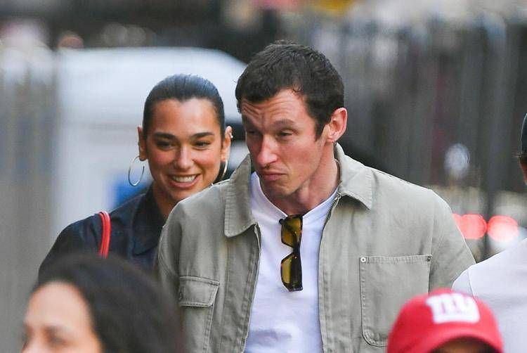 Dua Lipa e Callum Turner - Fotogramma /Ipa
