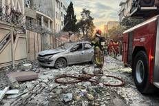 Iran, macerie a teheran dopo l'attacco israeliano - Afp