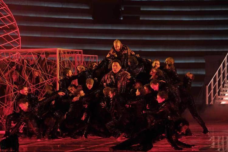 L'Arena Verona con il Nabucco si trasforma in un palcoscenico cosmico