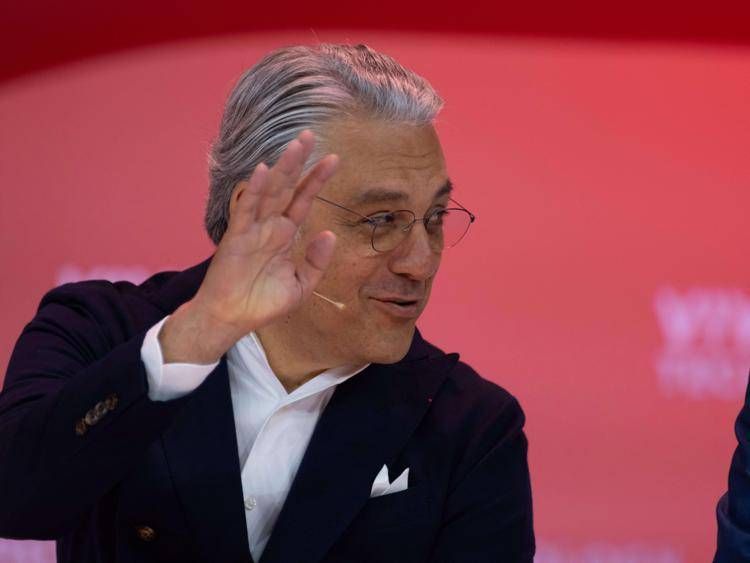 Renault, ceo Luca de Meo si dimette per "nuove sfide fuori dall'auto"