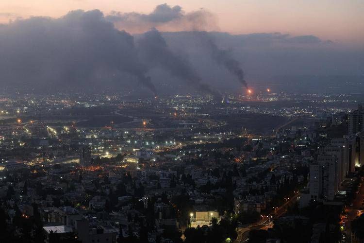 Israele-Iran, quarto giorno di guerra: missili su Stato ebraico, Idf attacca comando forze Quds