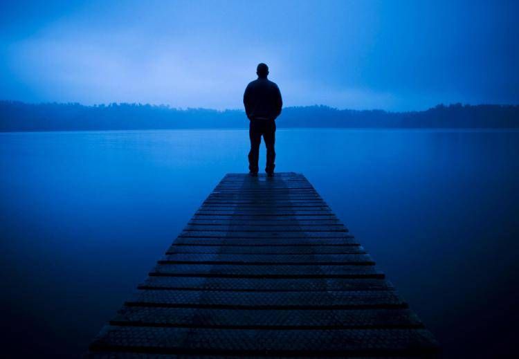 La solitudine uccide davvero? Arriva il contrordine in uno studio
