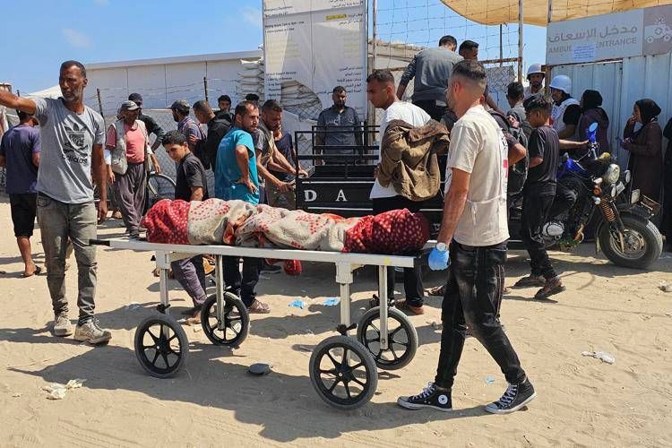 Gaza, "45 palestinesi in attesa di aiuti uccisi da Israele a Khan Younis"
