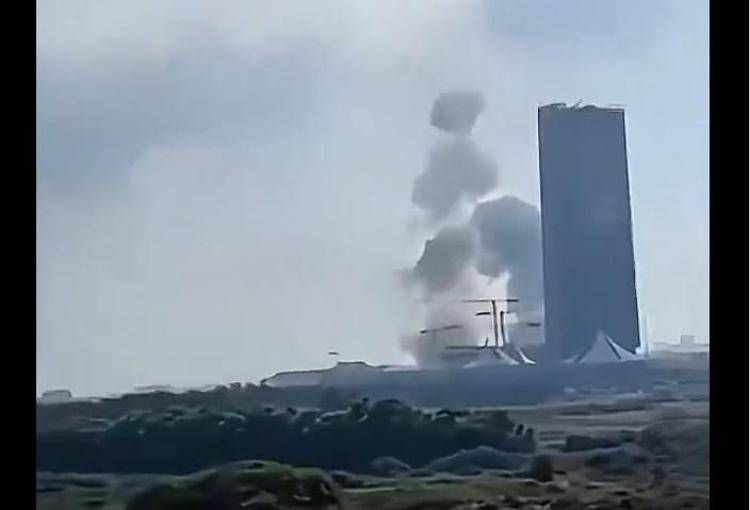 Iran colpisce la sede Mossad a Tel Aviv: in fiamme cuore intelligence Israele - Video