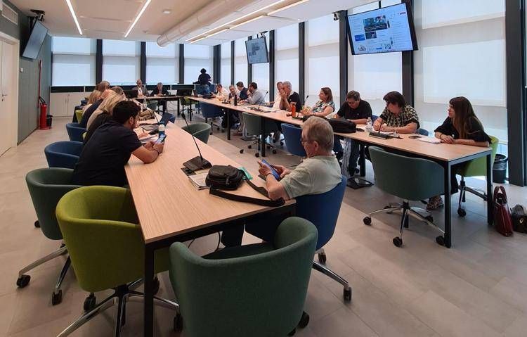 Sanità, accordo Aran-sindacati sul rinnovo del contratto: aumenti fino a 172 euro al mese