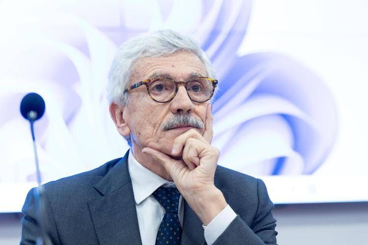 D'Alema: "Se Iran avesse bomba nucleare non ci sarebbe guerra"