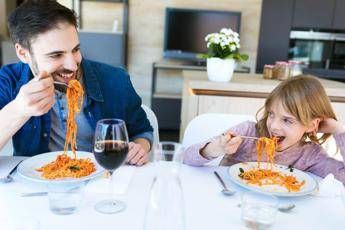 Alimenti, studio Università Cattolica-Barilla: la felicità è servita, ecco legame pasta-benessere emoti