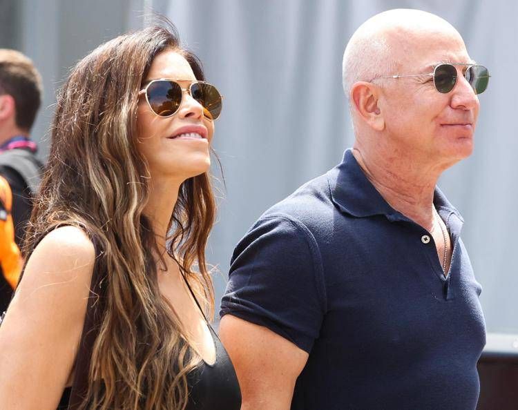 Lauren Sánchez e Jeff Bezos (Afp) 