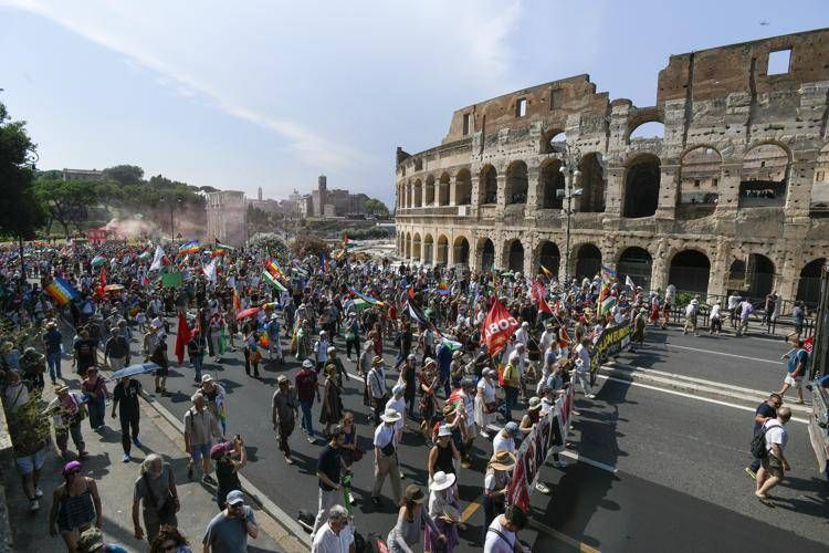 Manifestazione nazionale contro il riarmo dell'Unione Europea No Rearm EU - Ipa