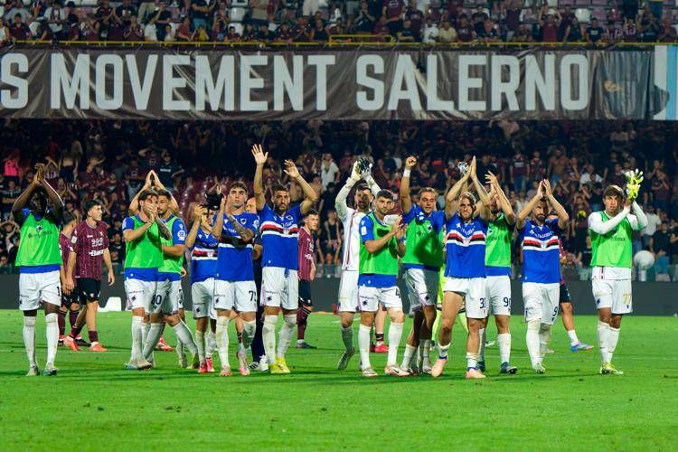 LA festa della Sampdoria dopo la salvezza - Fotogramma/IPA