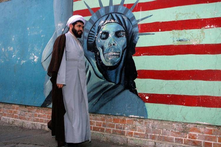 Un murales a Teheran - (Ipa)