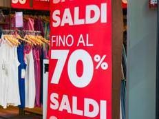 Saldi estivi (Fotogramma/Ipa)