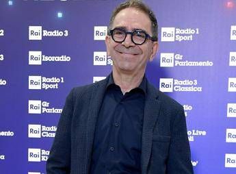 Pino Strabioli confermato in Rai, condurrà 'Caffè Italia' insieme a Greta Mau