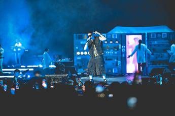 Rap, anima e Guè: Marracash torna 'King' in un San Siro sold o