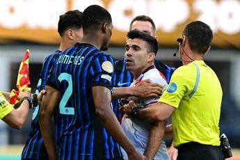 Dumfries-Acuna, rissa durante Inter-River Plate: cosa è successo - Vid