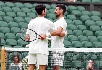 Alcaraz, passante da sogno con Djokovic a Wimbledon. Poi lo 'sfotte' - Vid