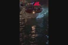 Nozze Bezos, temporale su Lauren Sanchez sposa fortunata - Video