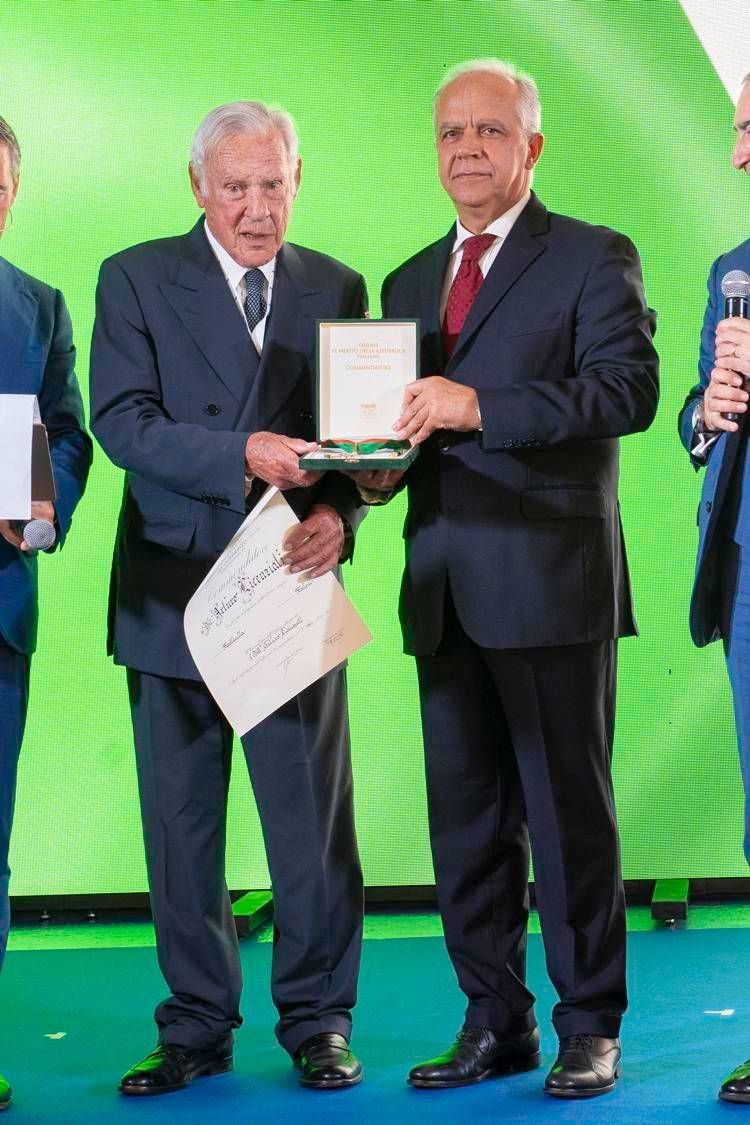 Ibsa, Arturo Licenziati insignito dell’onorificenza di Commendatore della Repubblica Italiana