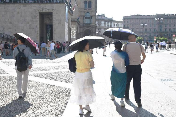 Caldo record e weekend di fuoco per l'Italia, ecco 5 mosse per difendersi