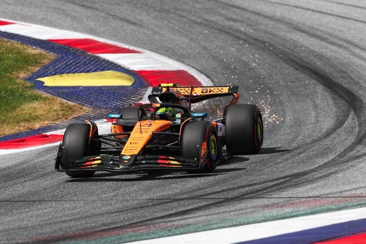 Formula 1, pole di Norris nel Gp d'Austria. Secondo Leclerc